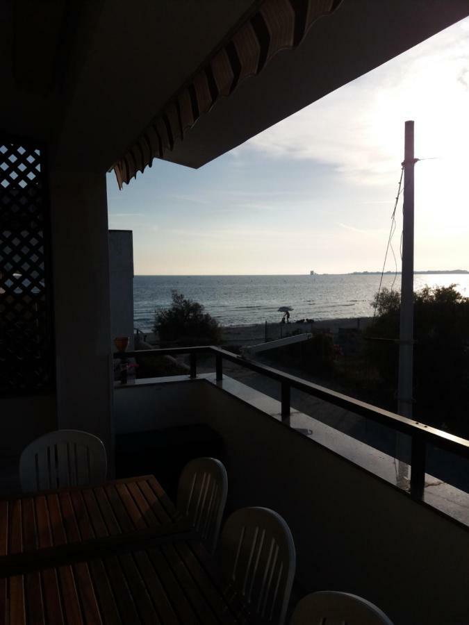 Casa Di Rita Al Bassamarea Villa ปอร์โตเชซาเรโอ ภายนอก รูปภาพ