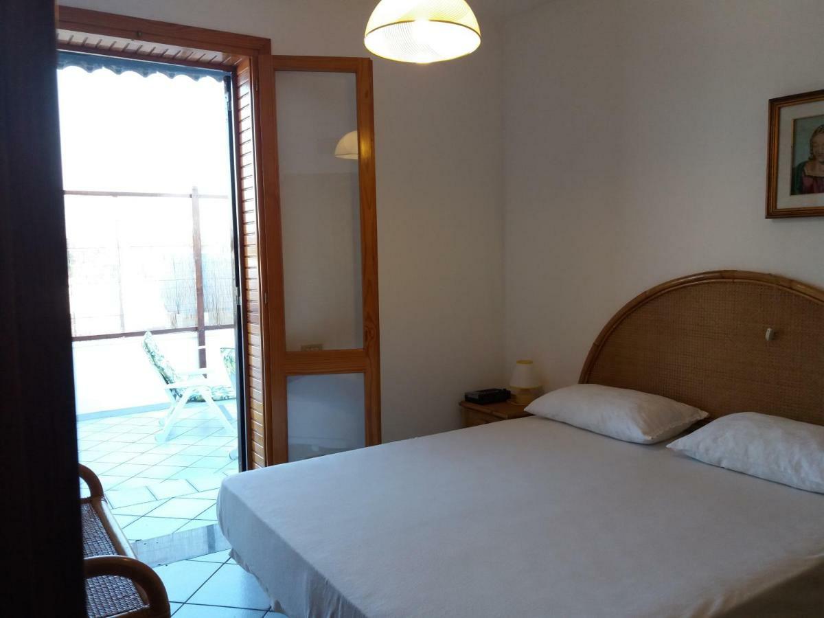 Casa Di Rita Al Bassamarea Villa ปอร์โตเชซาเรโอ ภายนอก รูปภาพ